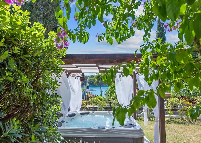 Nada, Paradise By The Sea And Beaches Vila