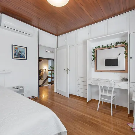 Nada, Paradise By The Sea And Beaches