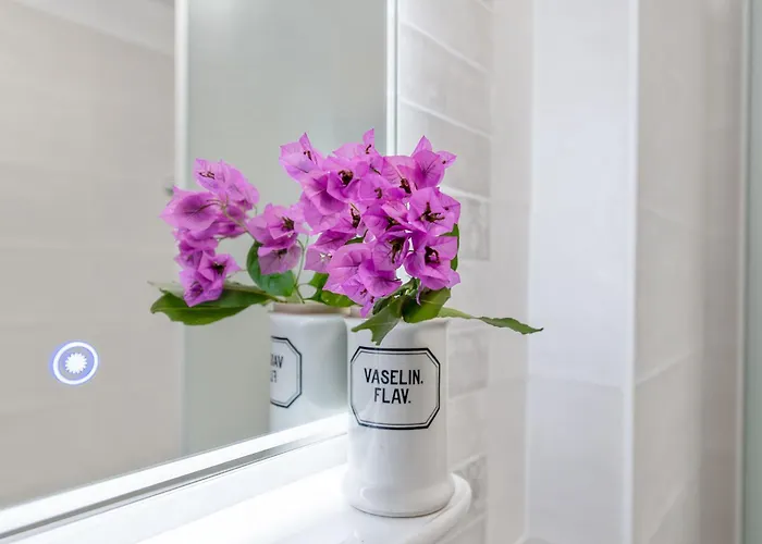 Nada, Paradise By The Sea And Beaches Villa Omišalj