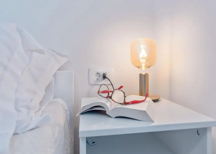 Nada, Paradise By The Sea And Beaches * Omišalj