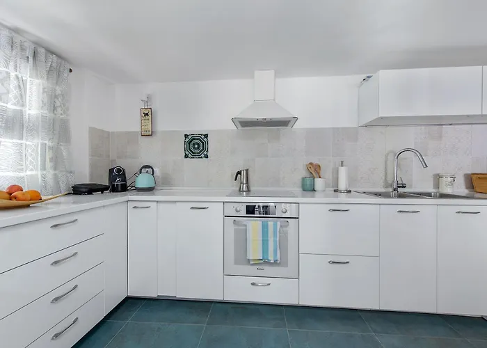 Nada, Paradise By The Sea And Beaches *