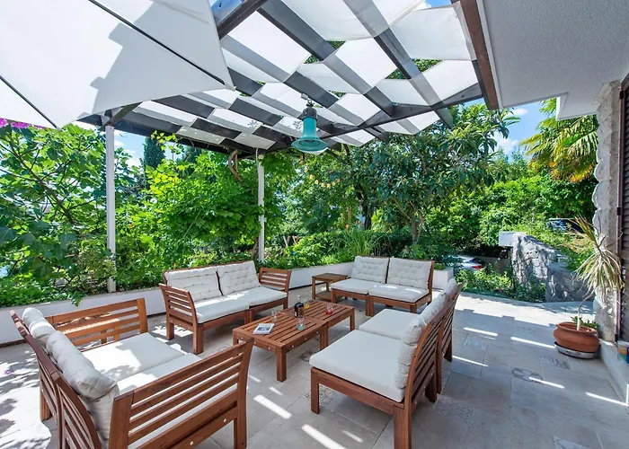 Nada, Paradise By The Sea And Beaches *