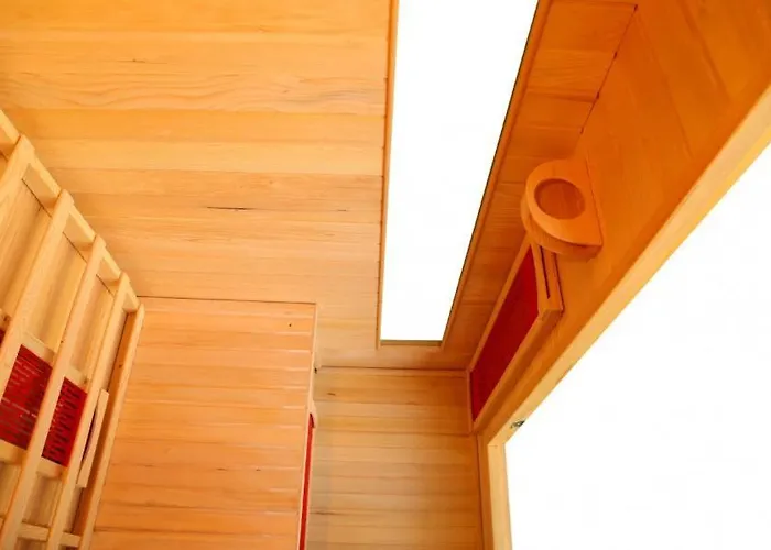 Nada, Paradise By The Sea And Beaches * Omišalj